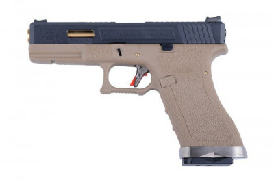 Страйкбольний пістолет WE Glock 17 Force pistol Metal Tan-Gold GBB