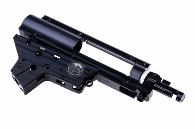 Корпус гірбокса Retro Arms CNC Split V2 (8mm) з камерою hop-up QSC Black