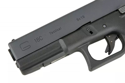 Страйкбольний пістолет Glock 18C Gen3. WE Metal Green Gas