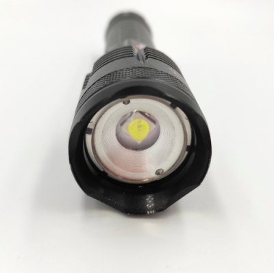 Портативний ліхтарик світлодіодний Titanum TLF-T07 700Lm