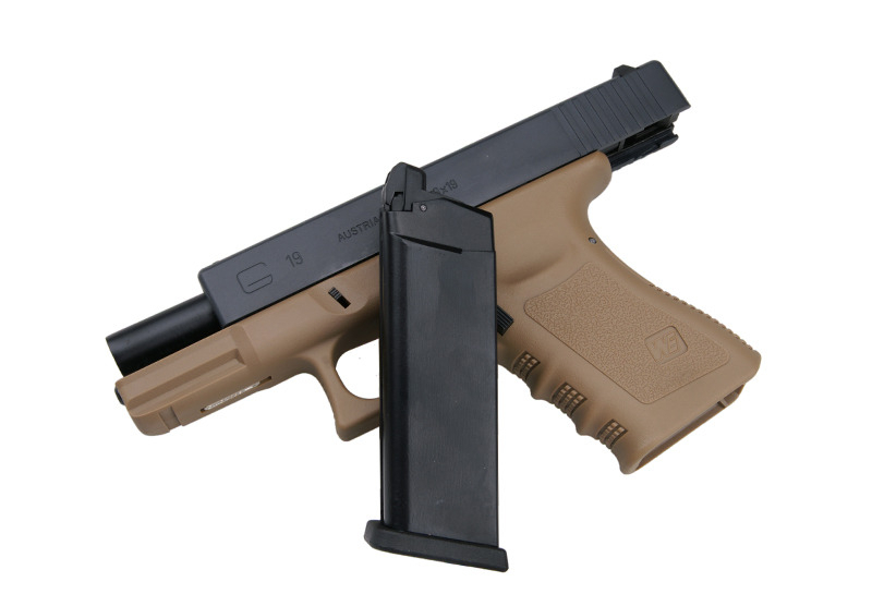 Страйкбольний пістолет WE Glock 19 Gen3. Metal Tan GBB