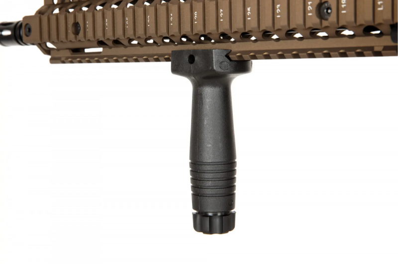 Страйкбольна штурмова гвинтівка Specna Arms Daniel Defense MK18 SA-E26 Edge Chaos Bronze